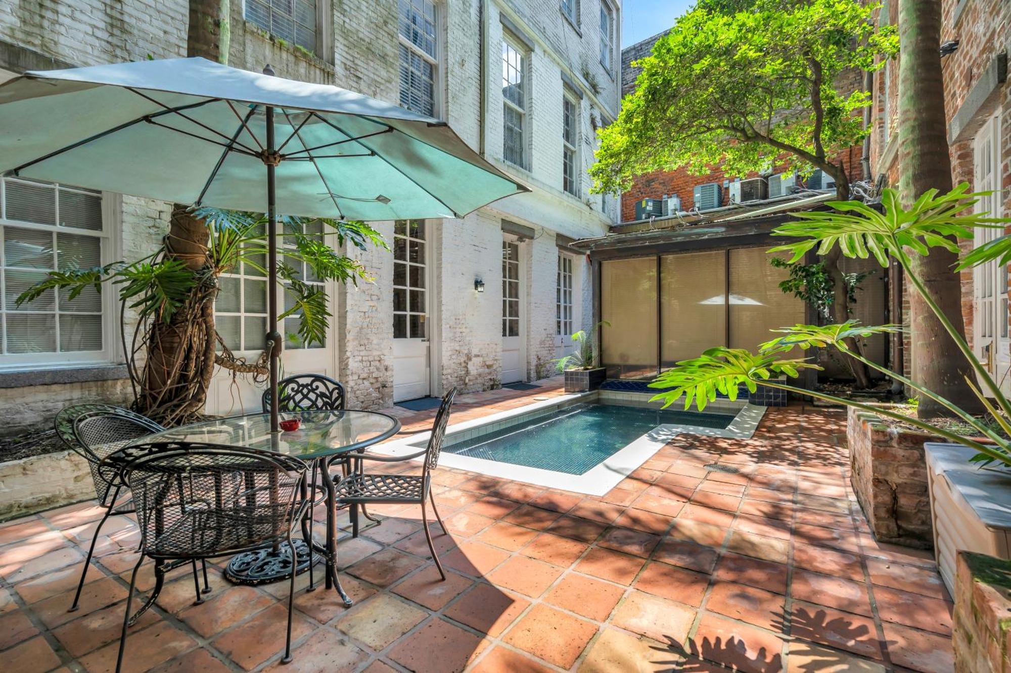 Hotel De L'Eau Vive New Orleans Bagian luar foto
